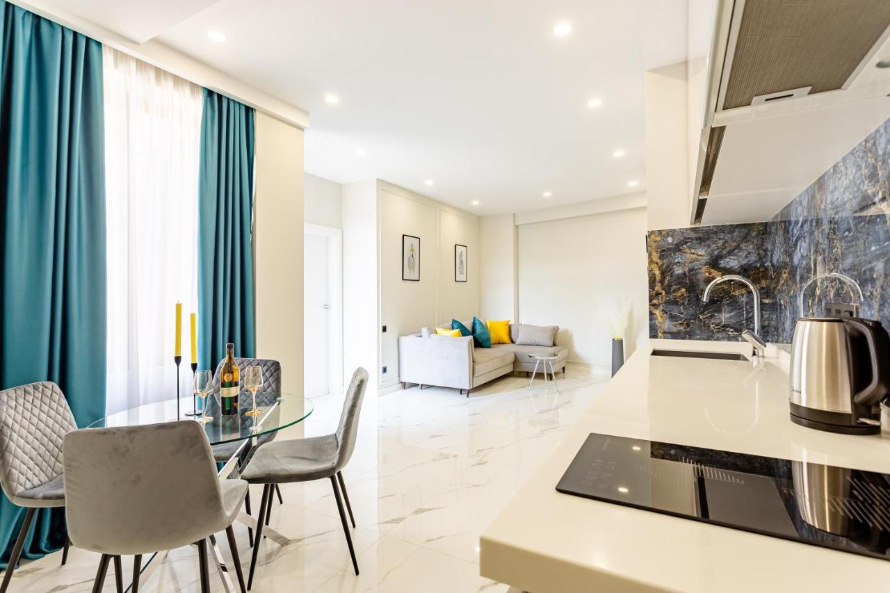 Orden Apart Hotel Tbilisi Esterno foto